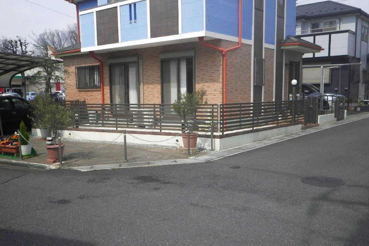 外構工事された住居